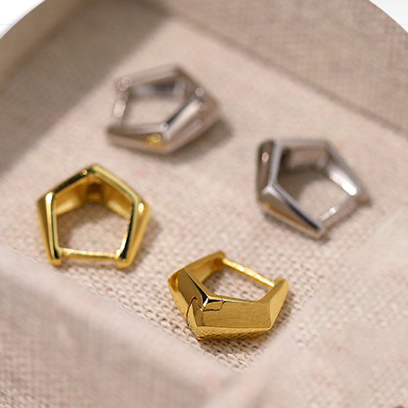 Open hoop earring