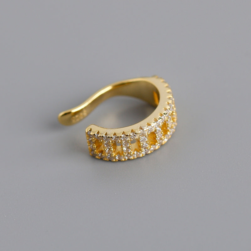 Huggie Ear Cuff