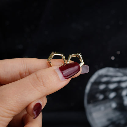 Open hoop earring