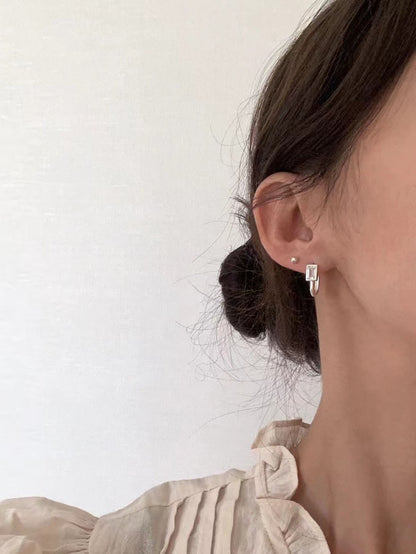 Minimal Hoop with Stone