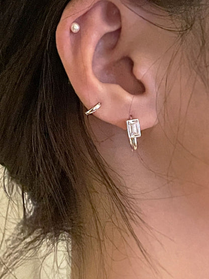 Minimal Hoop with Stone