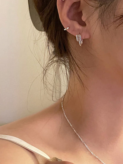 Minimal Hoop with Stone