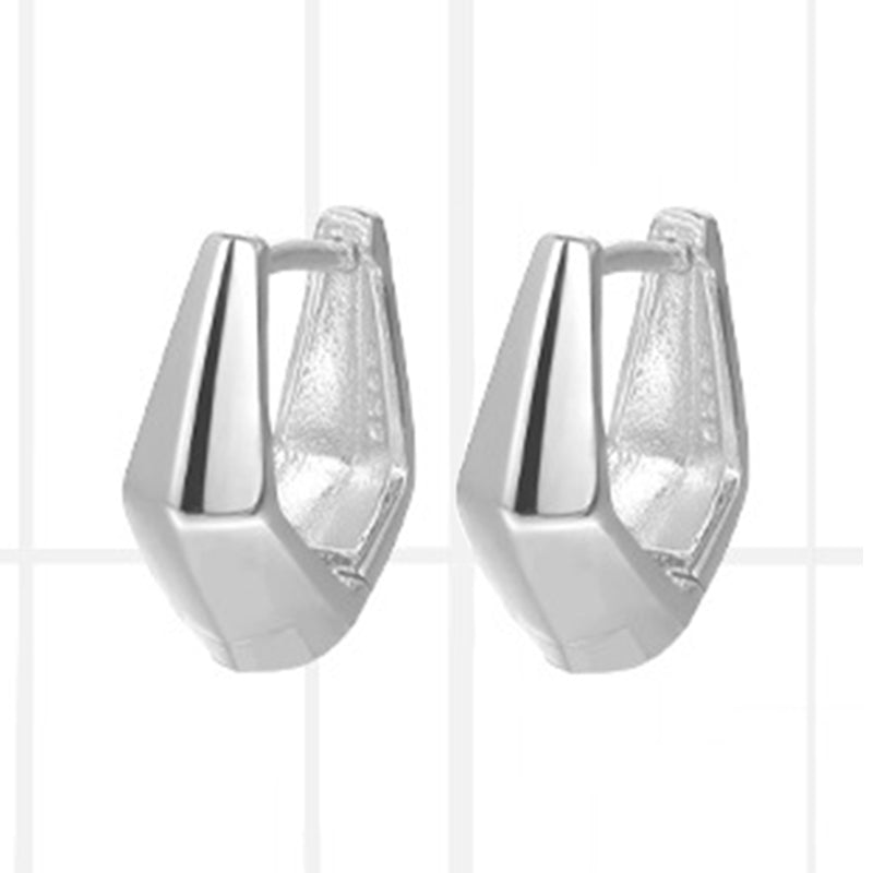 Open hoop earring
